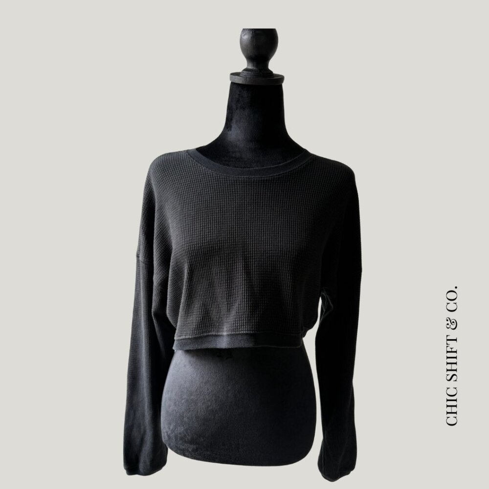 Aritzia Black Cropped Waffle Knit Long Sleeve Top